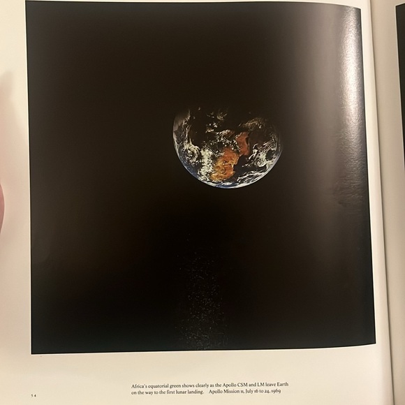 Sightseeing: A Space Panorama, NASA Photo Book - 1985 First Edition - Picture 15 of 16